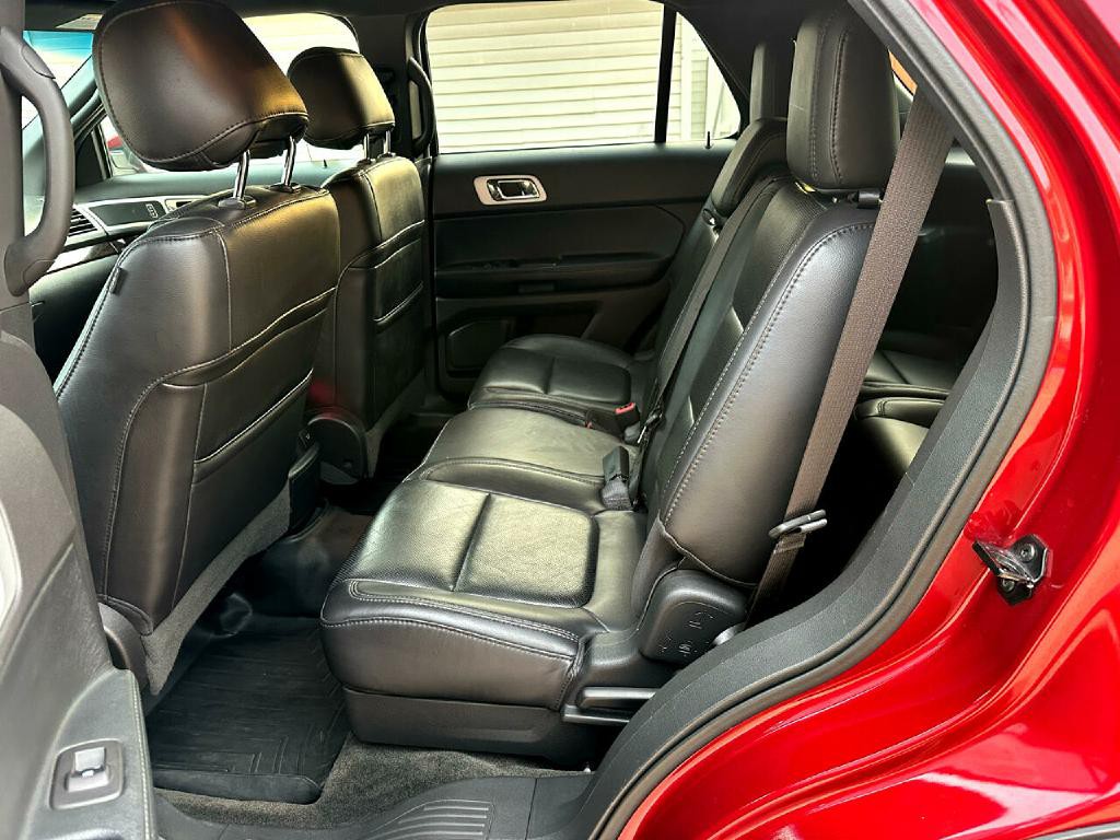2013 Ford Explorer Image 18