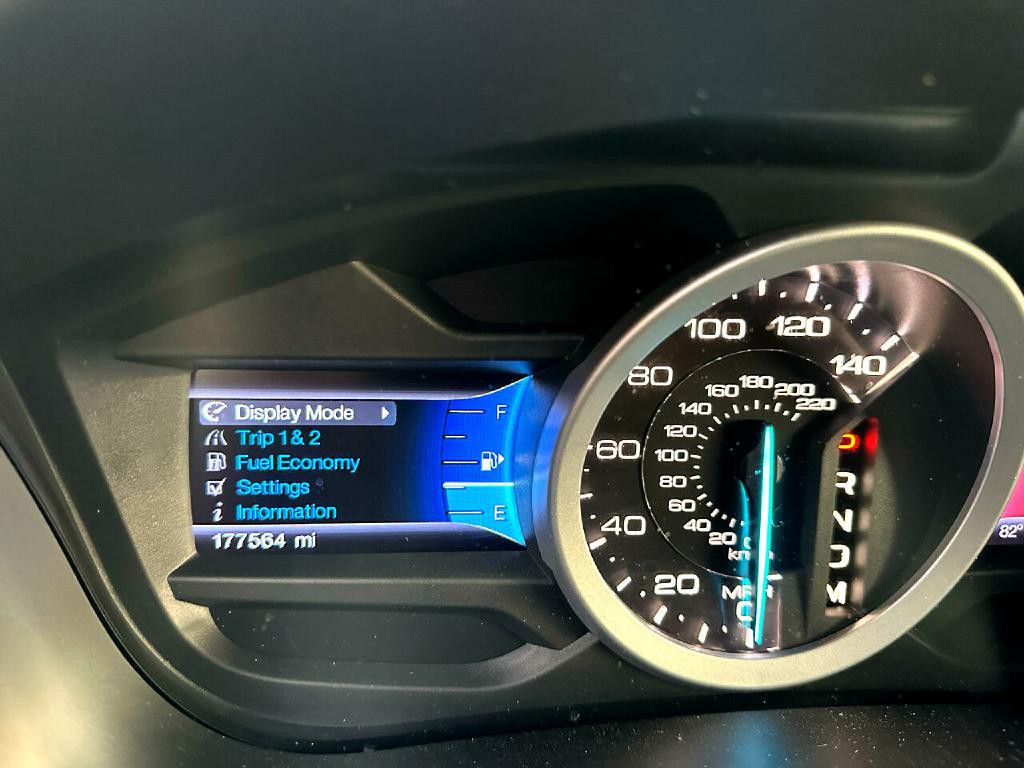 2013 Ford Explorer Image 29