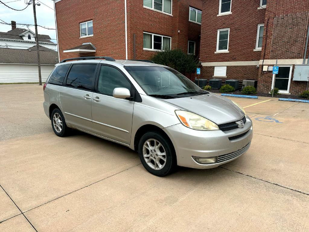 2004 Toyota Sienna Image 3
