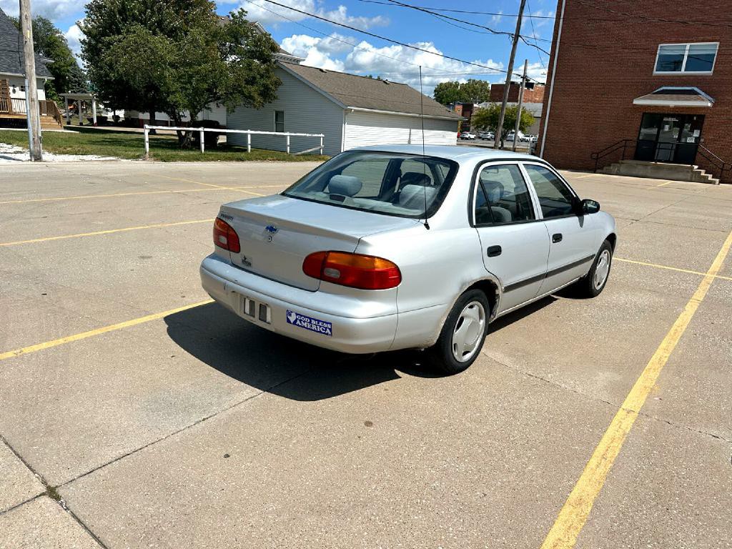 2001 Chevrolet Prizm Image 6