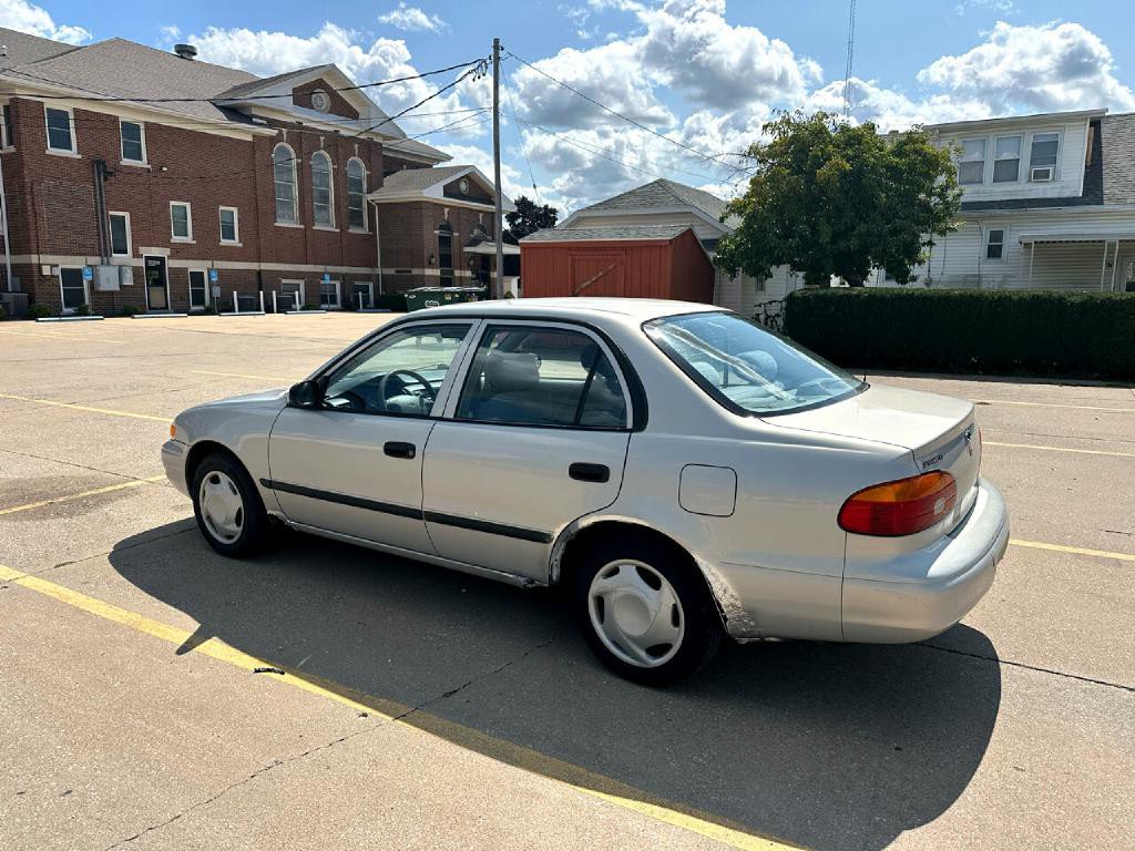 2001 Chevrolet Prizm Image 8