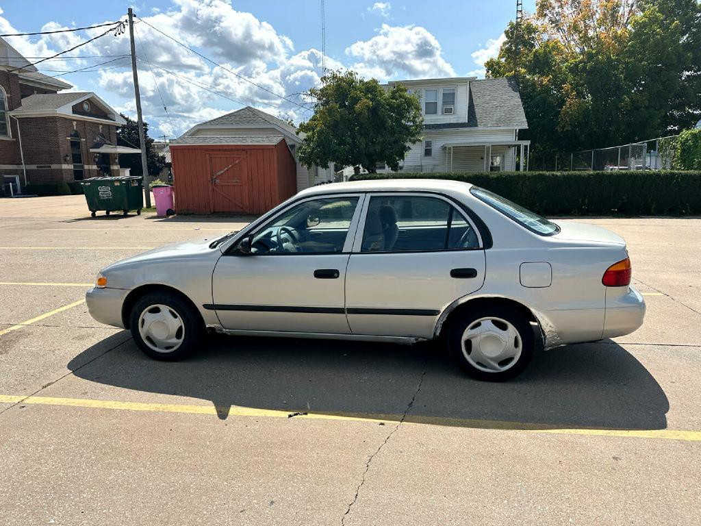 2001 Chevrolet Prizm Image 9