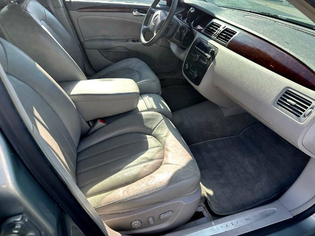 2007 Buick Lucerne Image 16