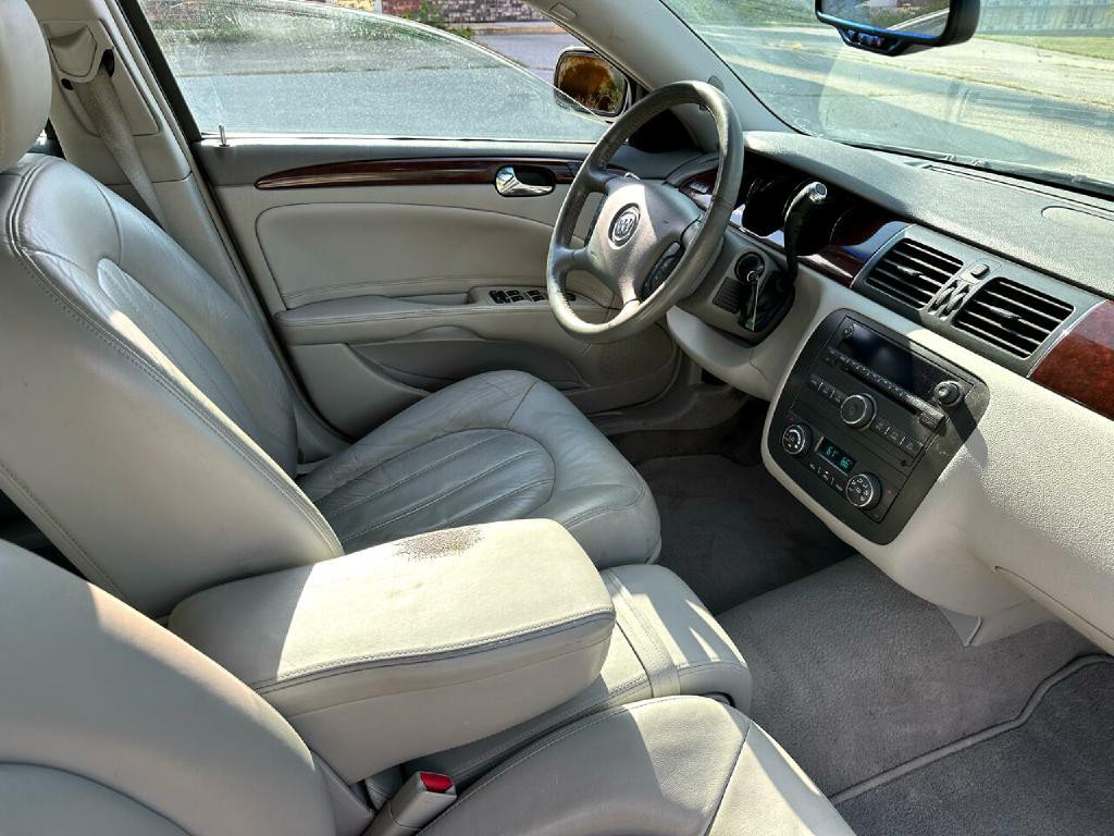 2007 Buick Lucerne Image 17