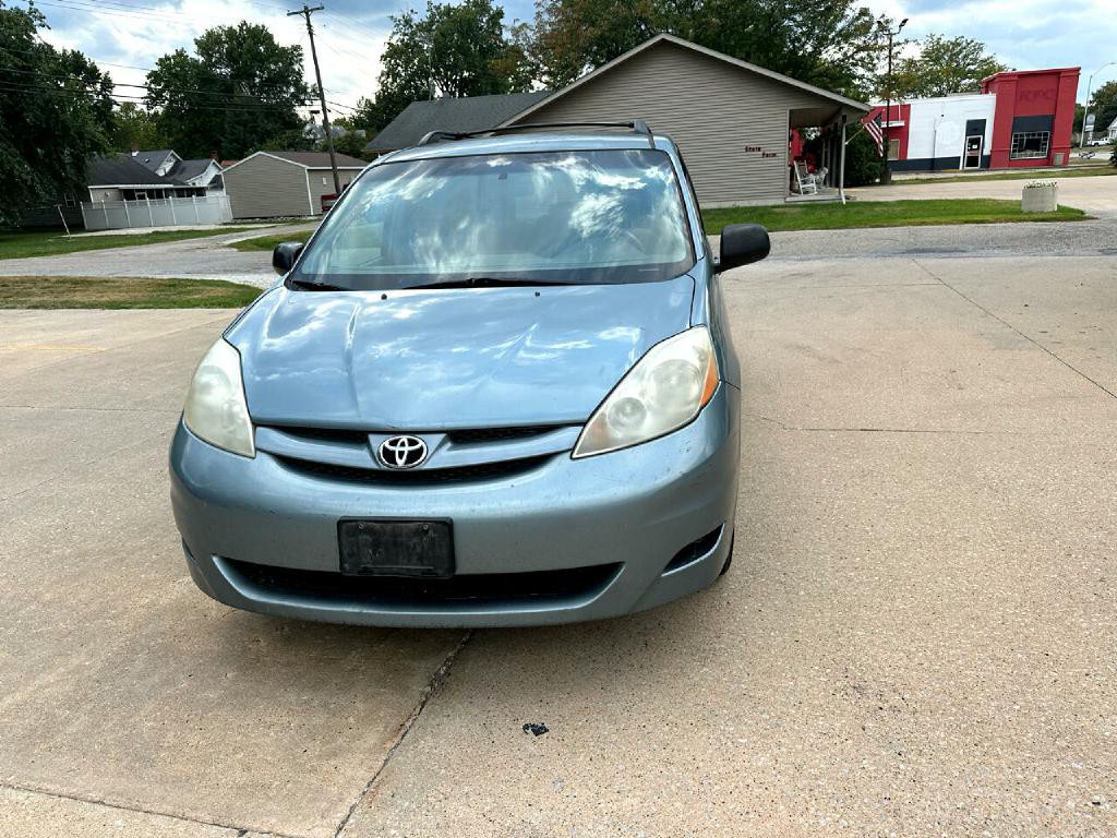 2008 Toyota Sienna Image 12