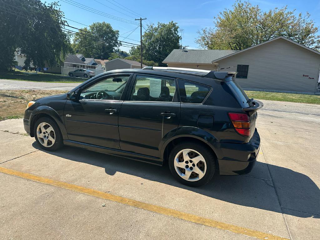 2005 Pontiac Vibe Image 9