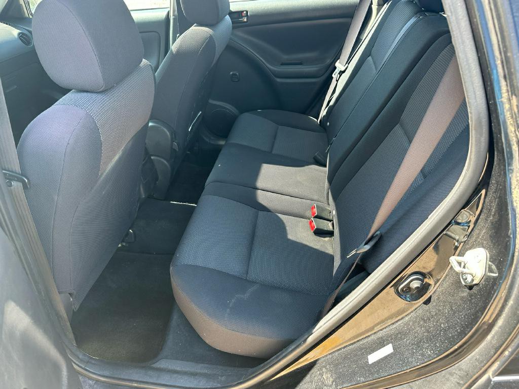 2005 Pontiac Vibe Image 17