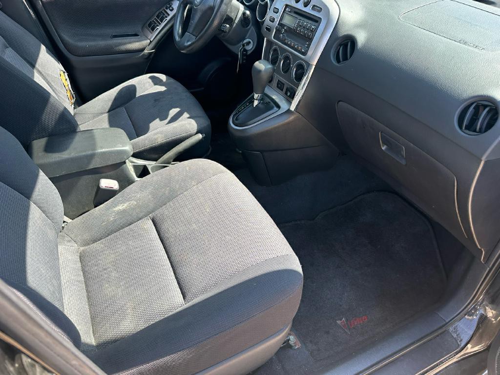 2005 Pontiac Vibe Image 18