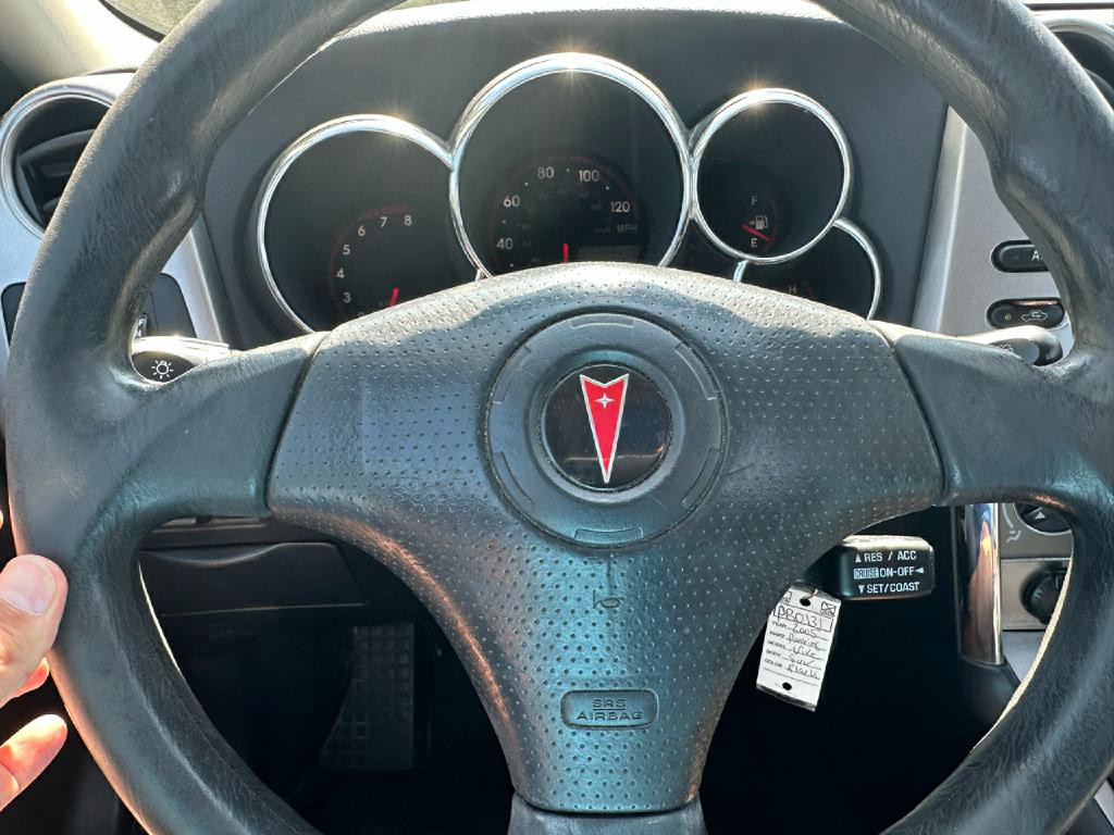 2005 Pontiac Vibe Image 22