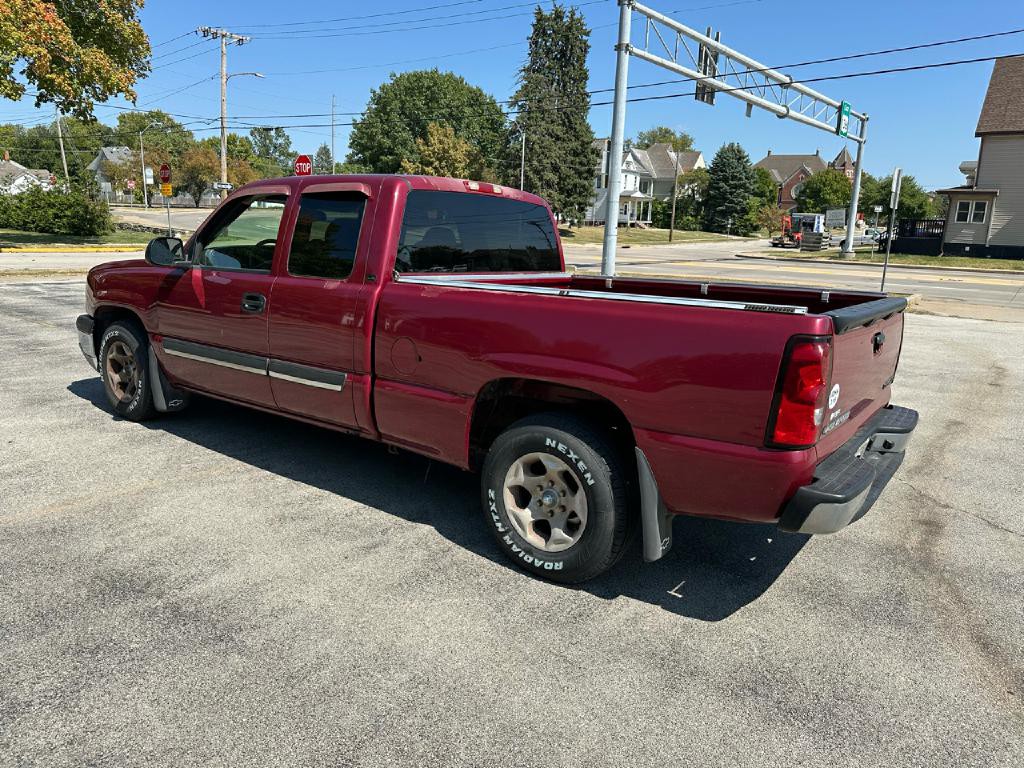 2004 Chevrolet Silverado 1500 Image 11