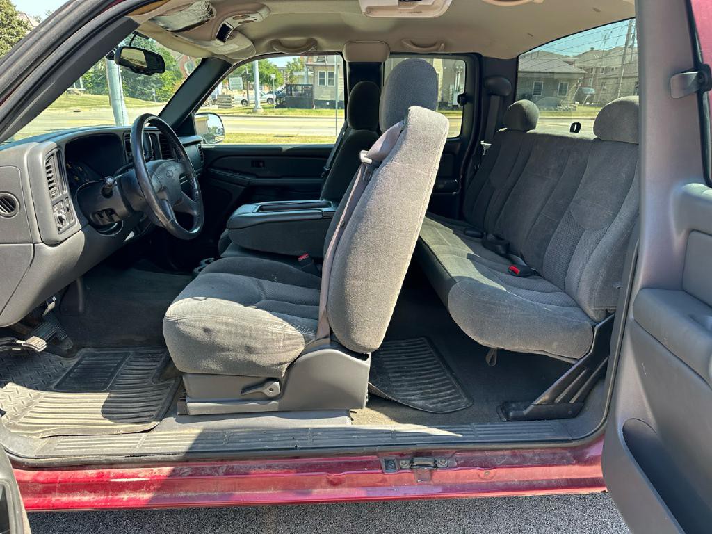 2004 Chevrolet Silverado 1500 Image 19