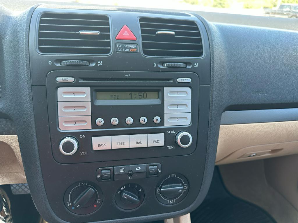 2008 Volkswagen Jetta Image 19