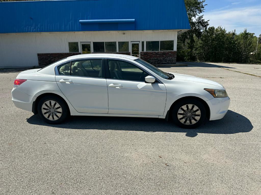 2009 Honda Accord Image 4