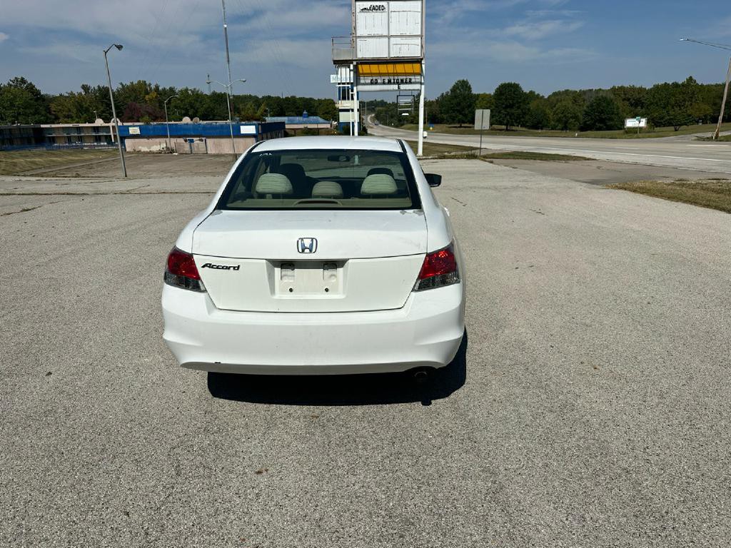 2009 Honda Accord Image 5