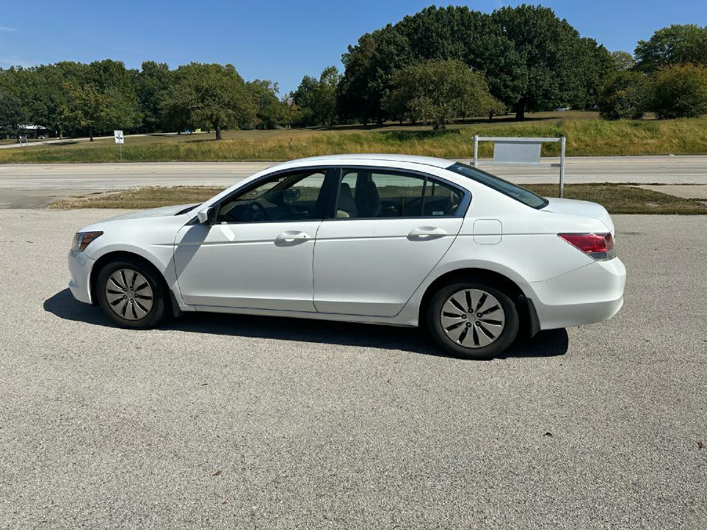 2009 Honda Accord Image 8