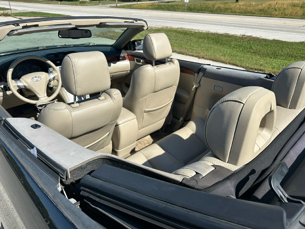 2007 Toyota Camry Image 12