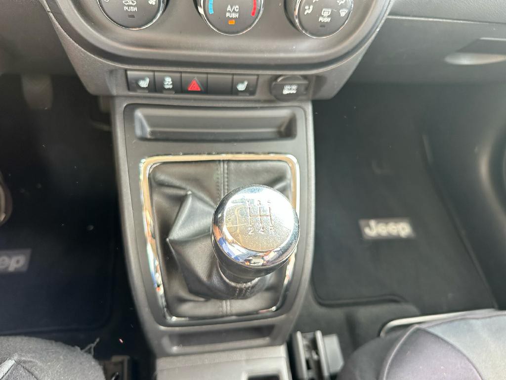 2011 Jeep Patriot Image 24