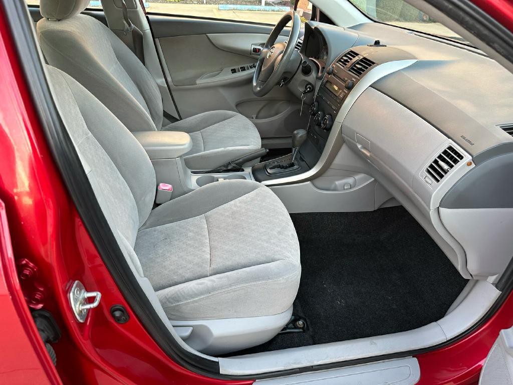 2009 Toyota Corolla Image 18