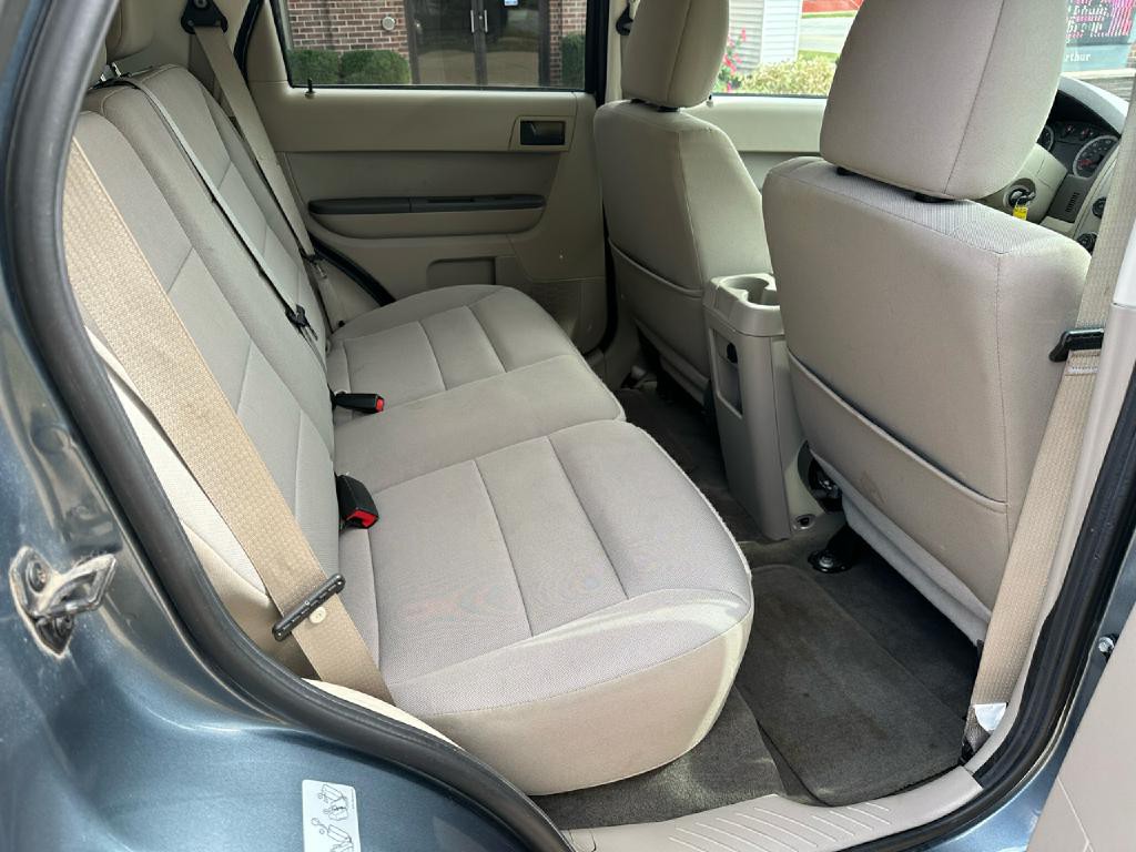 2012 Ford Escape Image 16