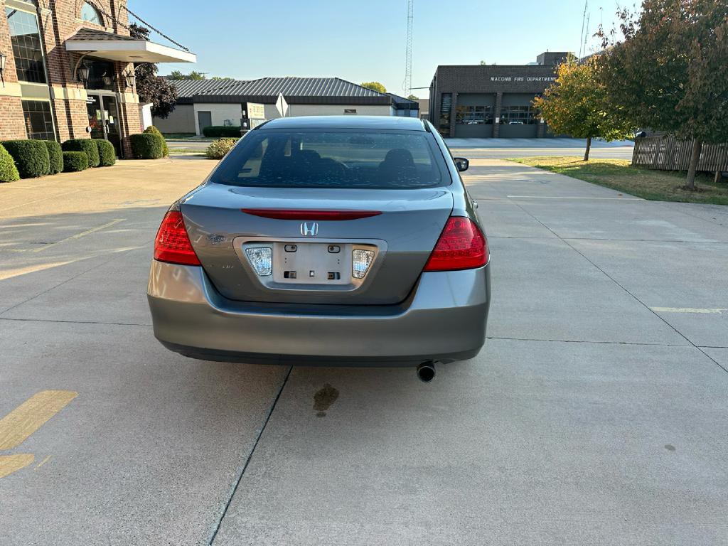 2006 Honda Accord Image 8