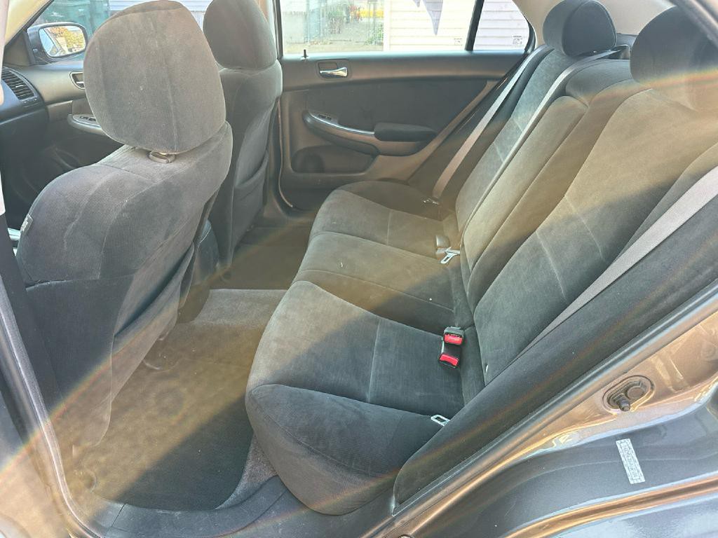 2006 Honda Accord Image 16