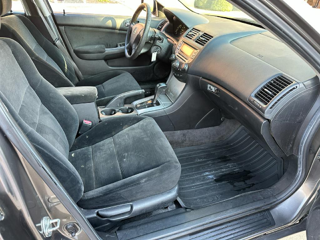 2006 Honda Accord Image 17
