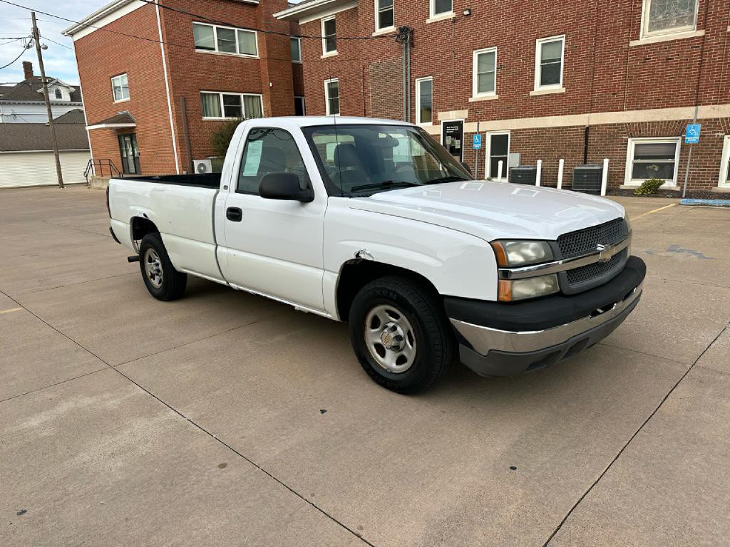 2004 Chevrolet Silverado 1500 Image 3