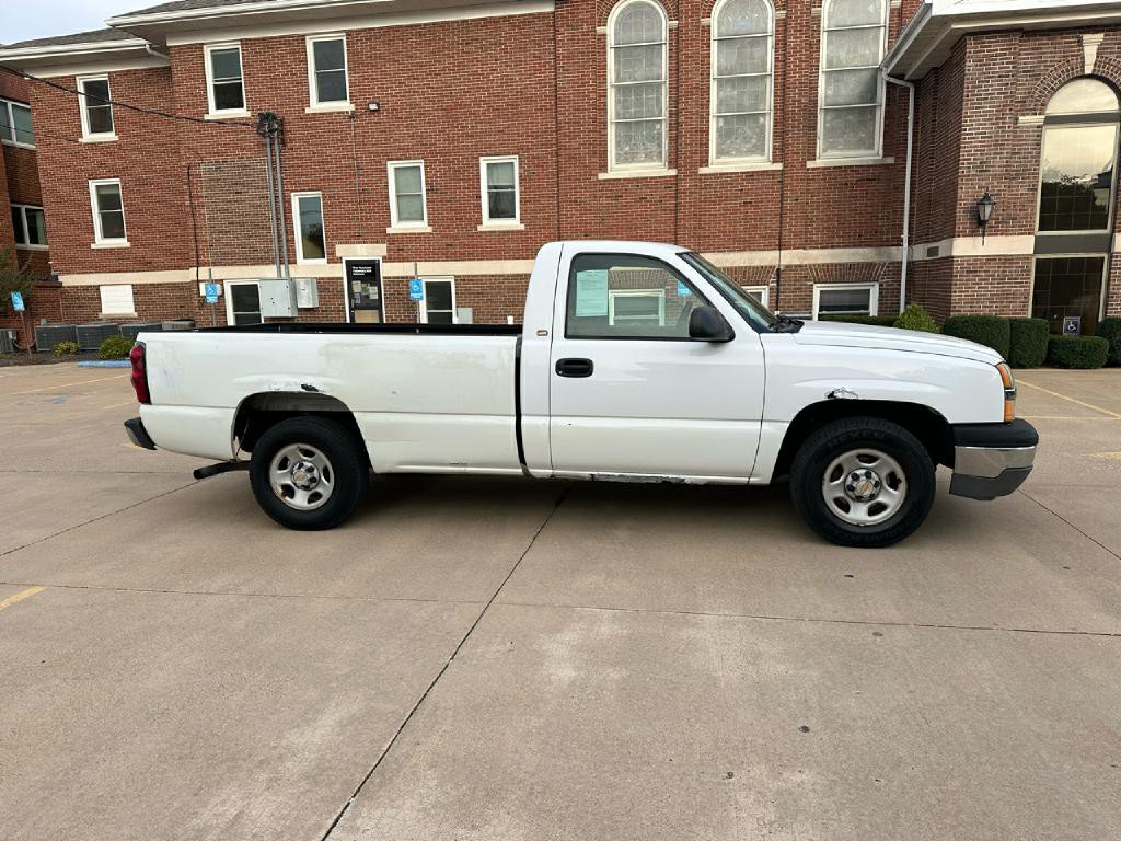 2004 Chevrolet Silverado 1500 Image 5