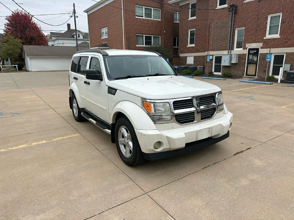 2007 Dodge Nitro Image 2