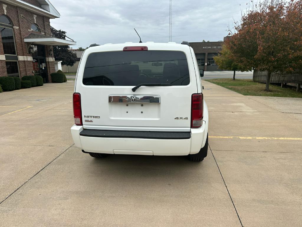 2007 Dodge Nitro Image 7