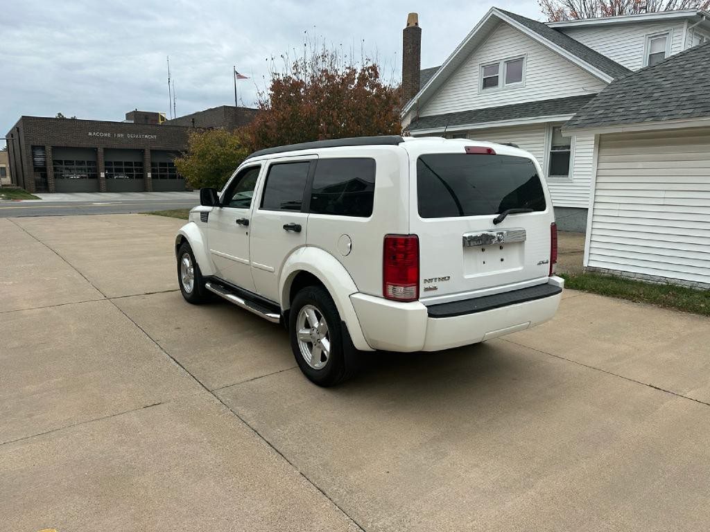 2007 Dodge Nitro Image 8