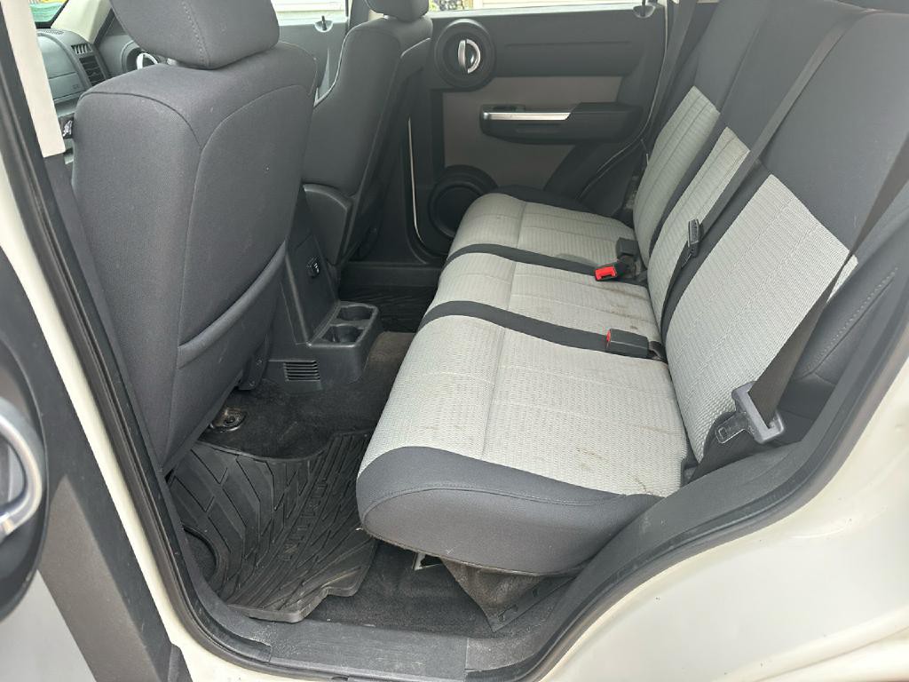 2007 Dodge Nitro Image 15