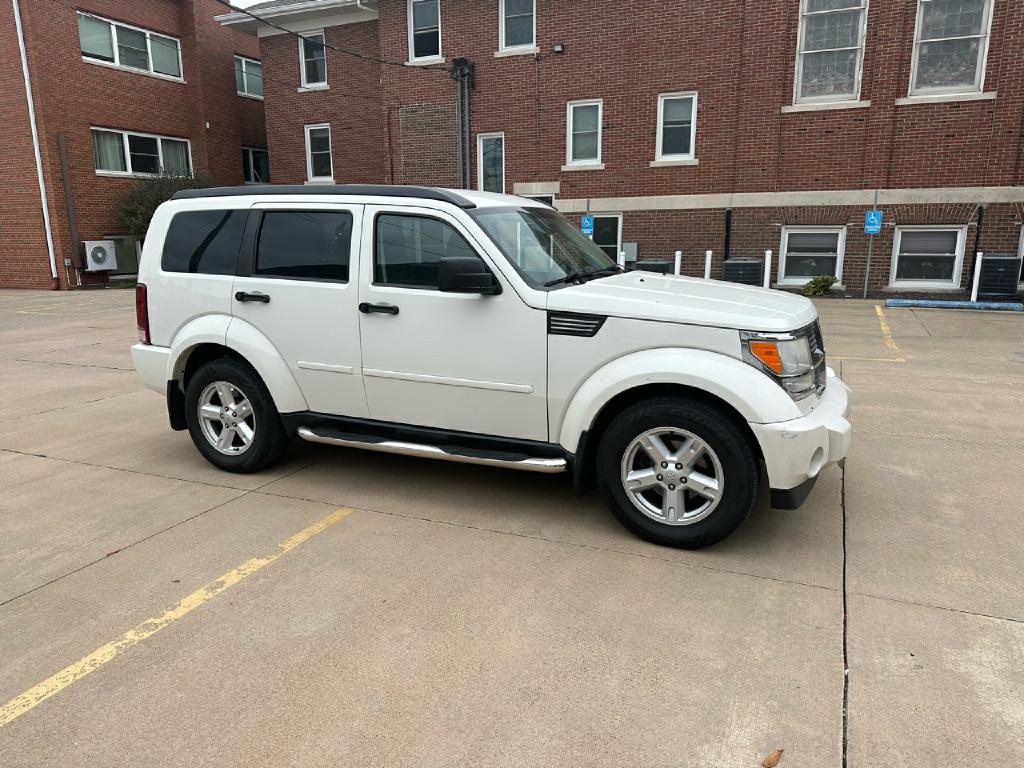 2007 Dodge Nitro Image 4