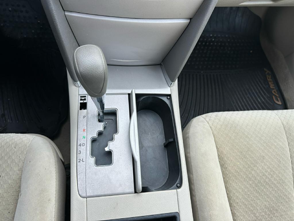2007 Toyota Camry Image 21