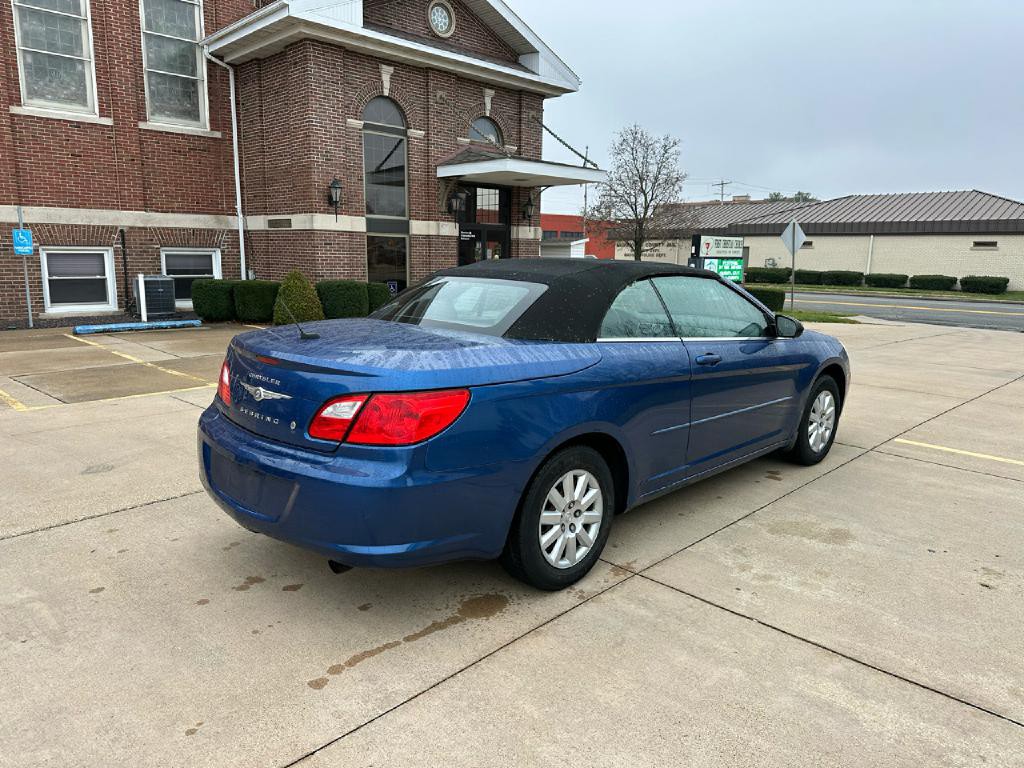 2010 Chrysler Sebring Image 5
