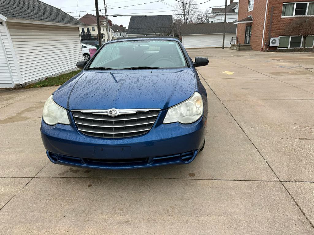 2010 Chrysler Sebring Image 10