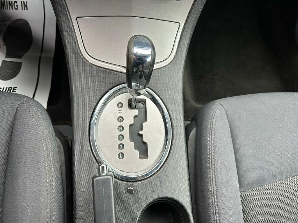 2010 Chrysler Sebring Image 17