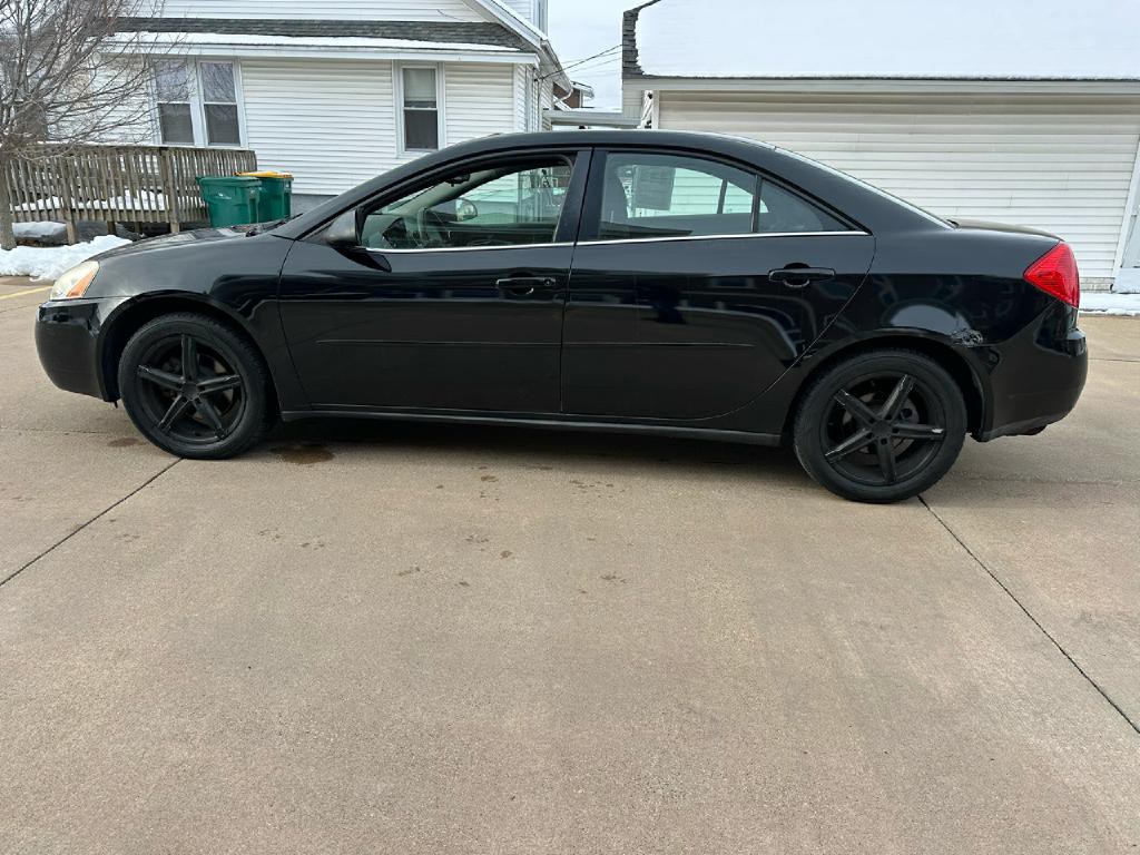 2008 Pontiac G6 Image 8