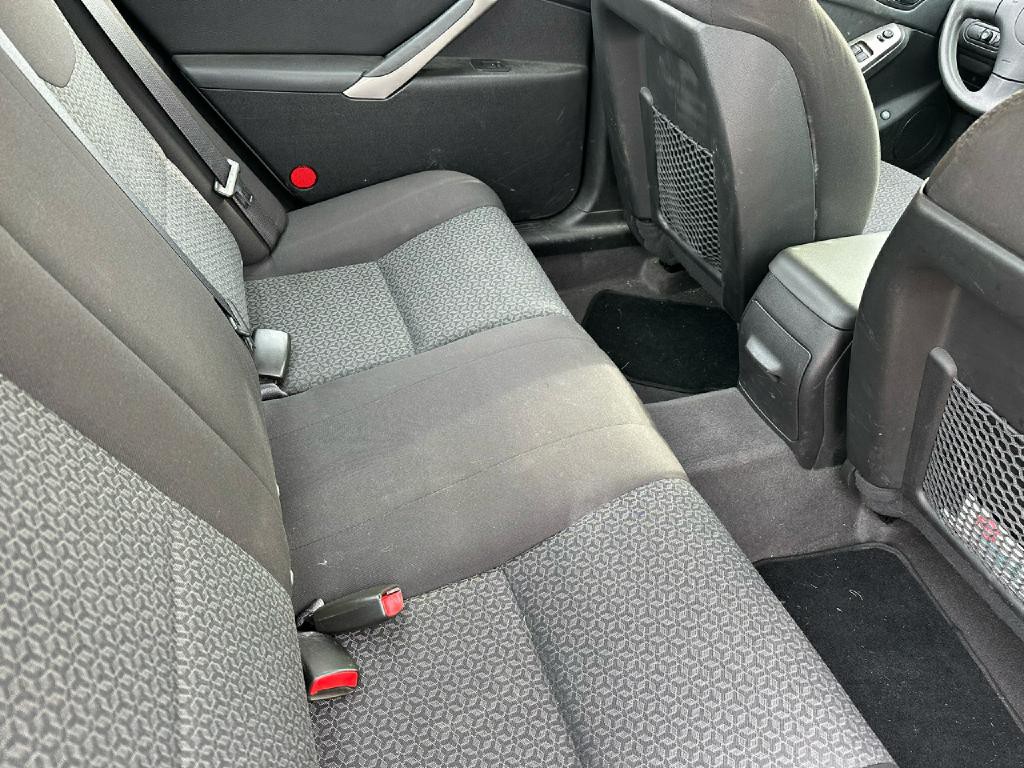 2008 Pontiac G6 Image 12