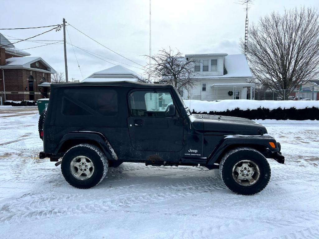 2005 Jeep Wrangler Image 4