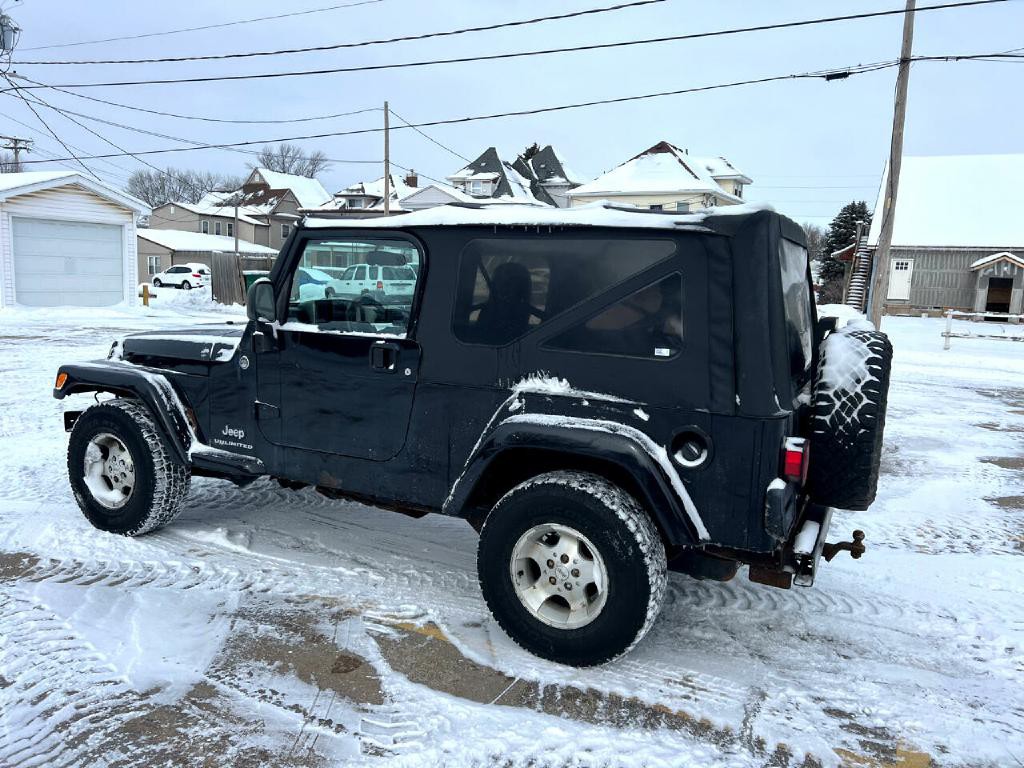 2005 Jeep Wrangler Image 8