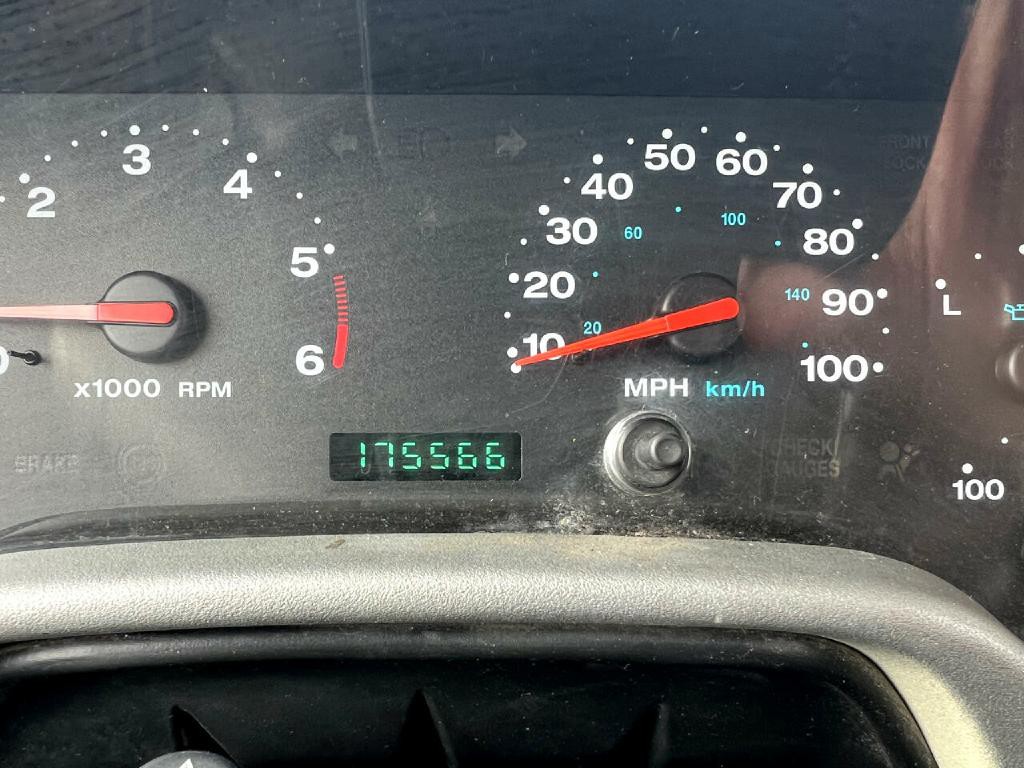 2005 Jeep Wrangler Image 20
