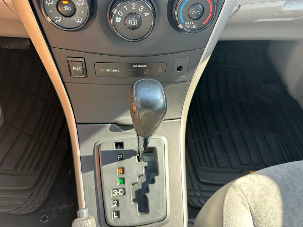 2009 Toyota Corolla Image 18