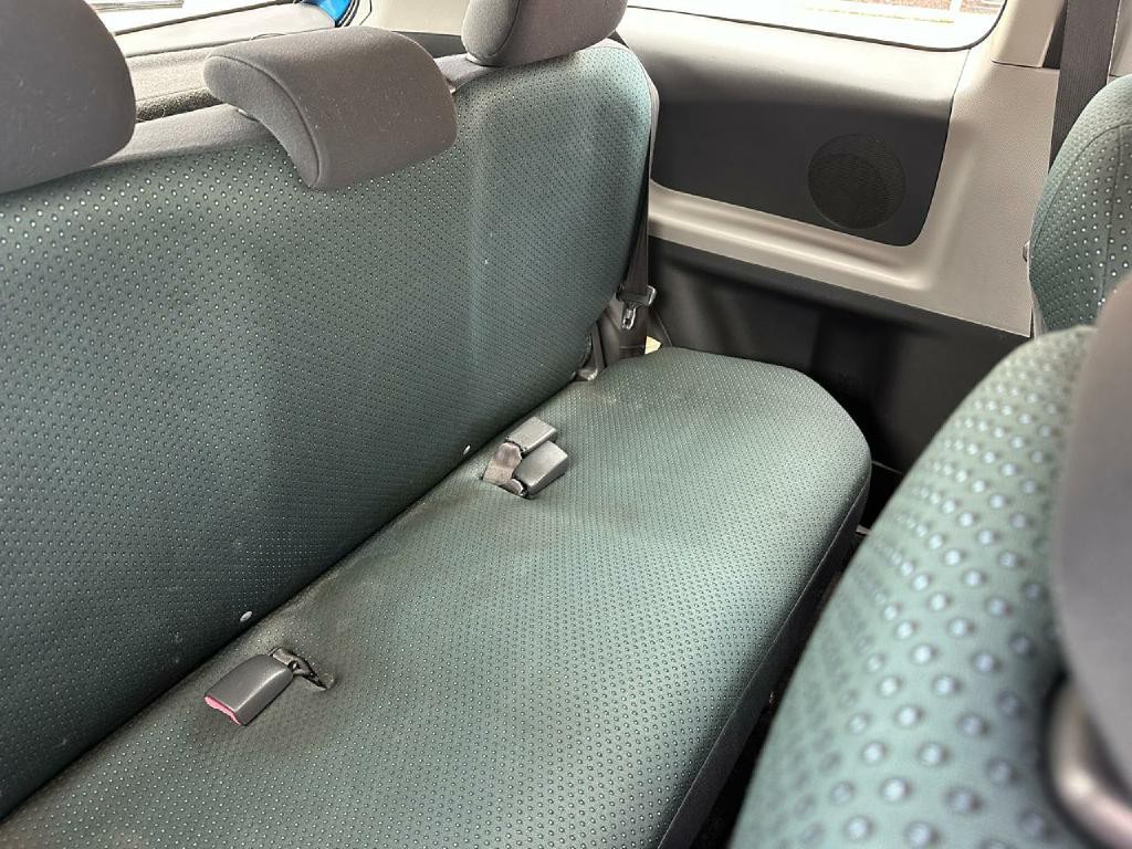 2008 Toyota Yaris Image 13