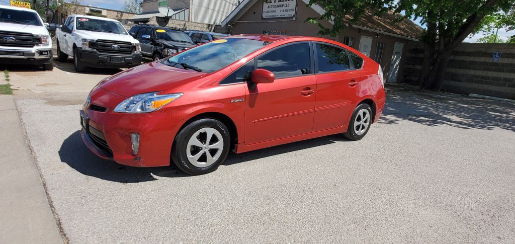 2012 Toyota Prius Image 2