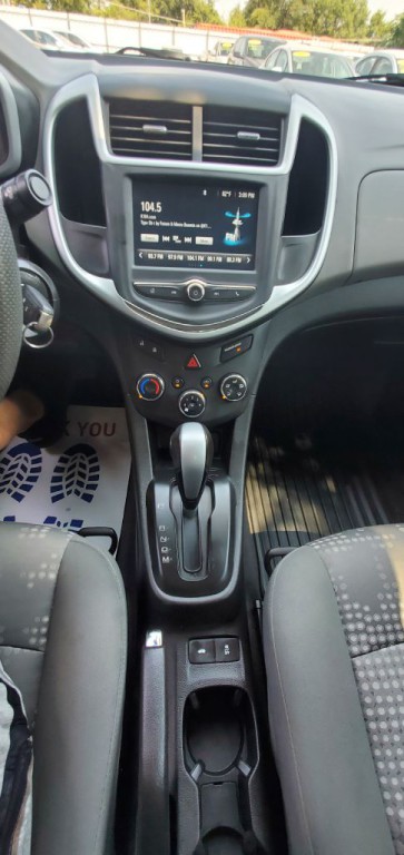 2017 Chevrolet Sonic Image 13