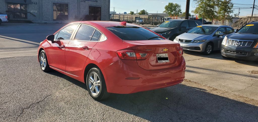 2016 Chevrolet Cruze Image 5