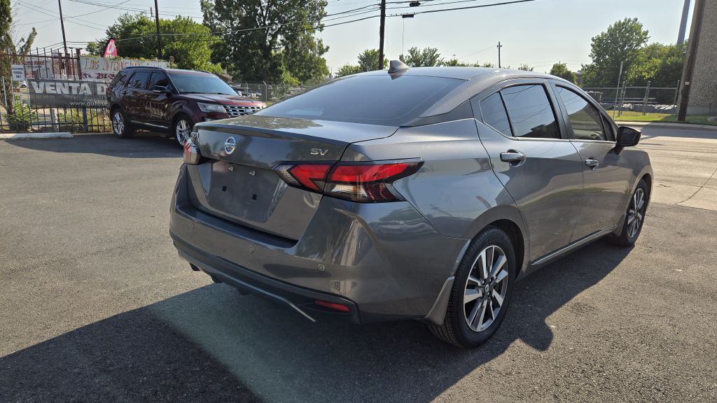 2020 Nissan Versa Image 6
