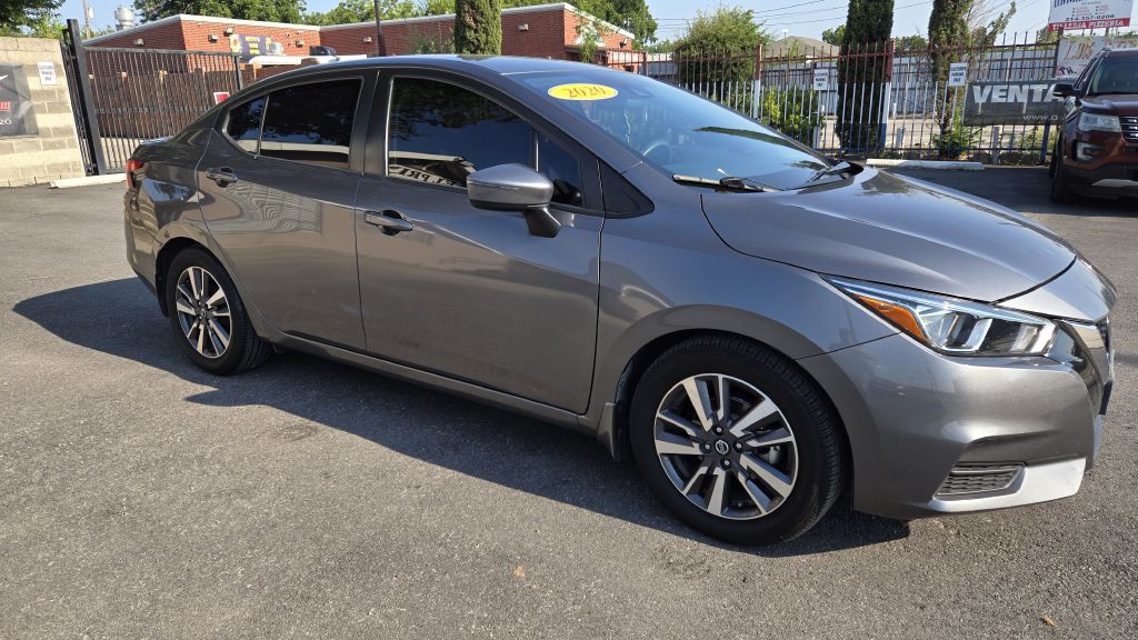 2020 Nissan Versa Image 9