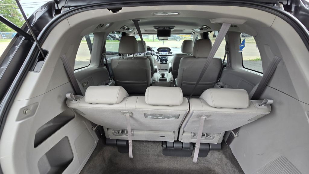 2013 Honda Odyssey Image 16